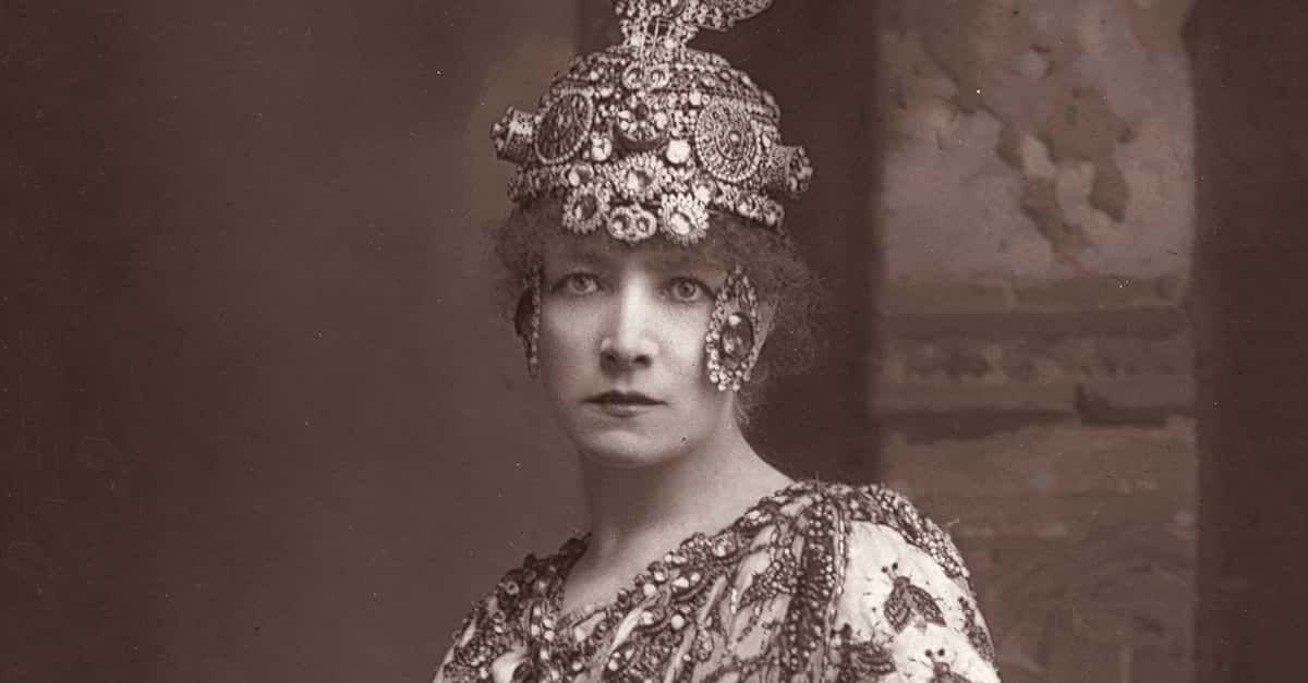 Sarah Bernhardt Facts