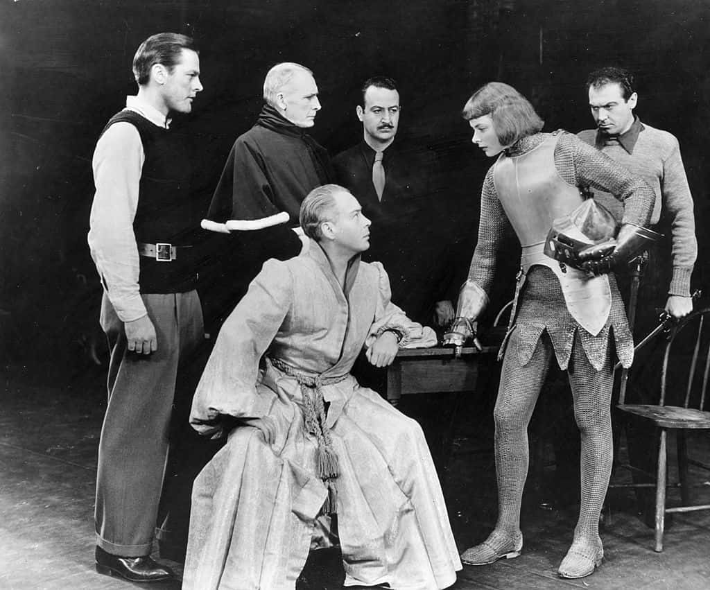 1946: Ingrid Bergman (1915-1982) plays the eponymous heroine in the stage play 'Joan of Lorraine'