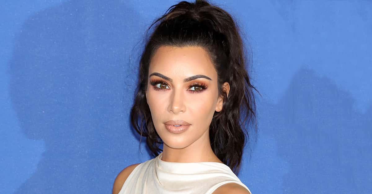 Facts To “Keep Up” With Kim Kardashian, The Queen Of The Selfie