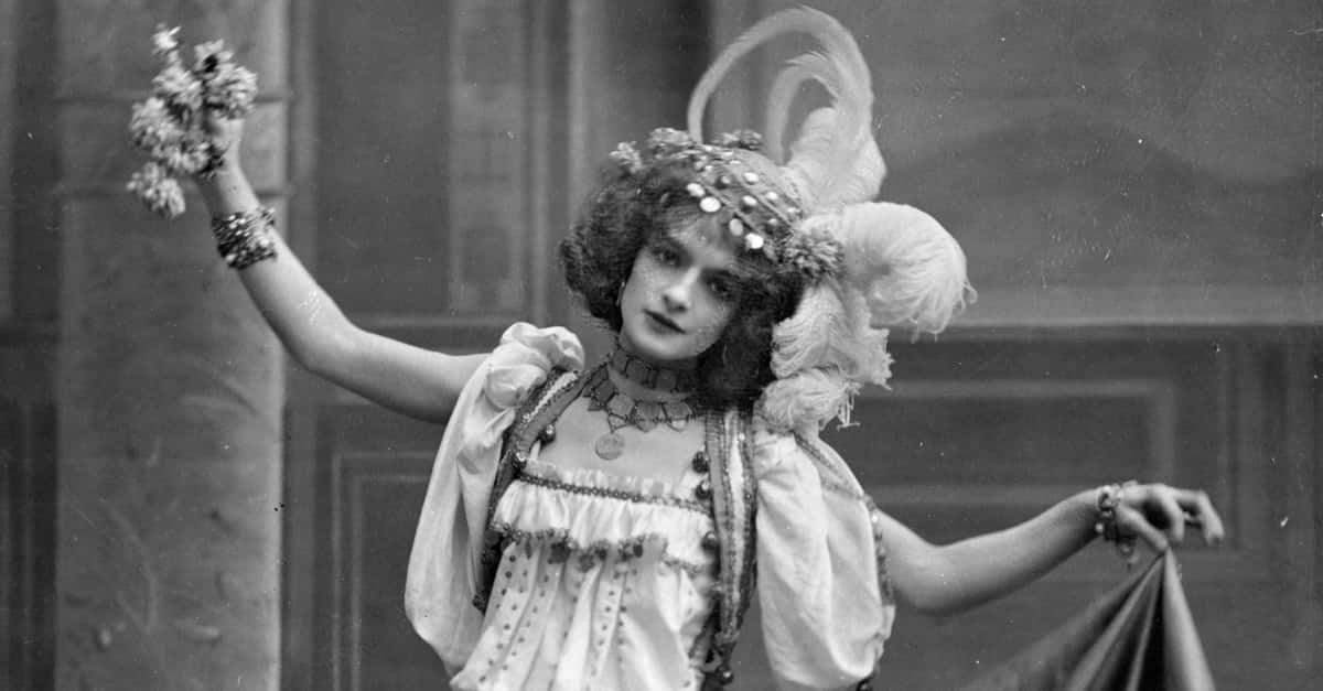 Sarah Brown Editorial