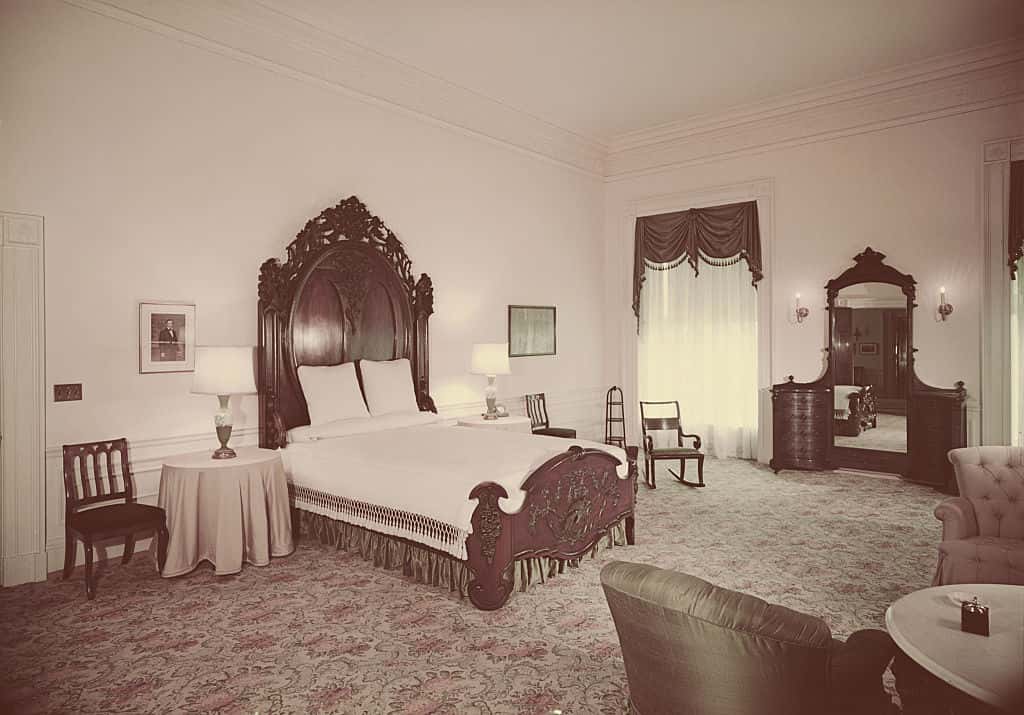 Mary Todd Lincoln Facts