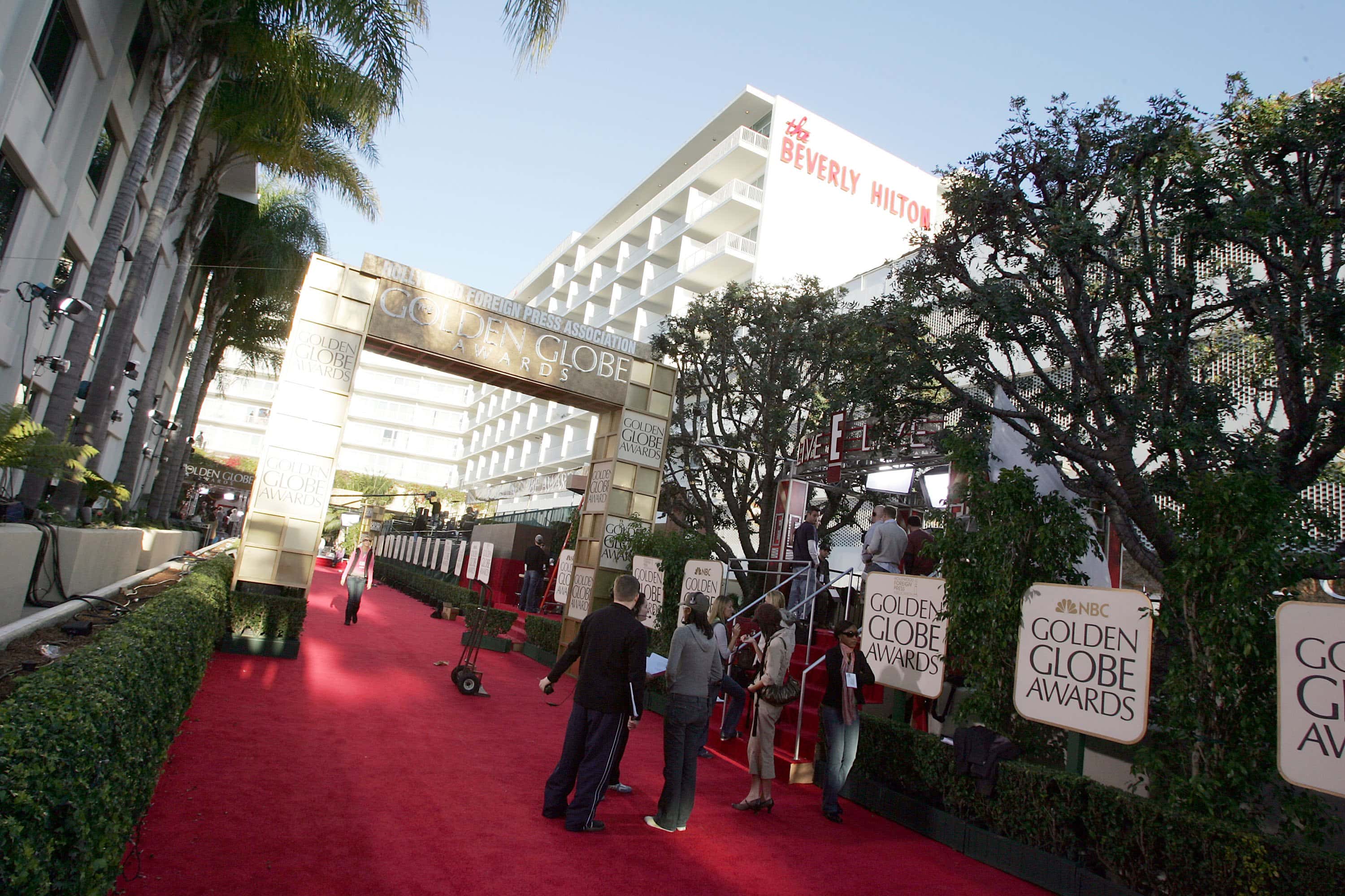 Fake It Til You Make It facts 