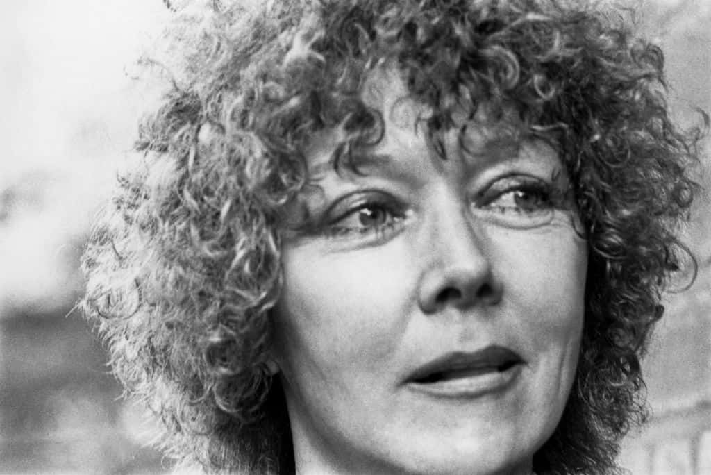 Gloria Grahame headshot 