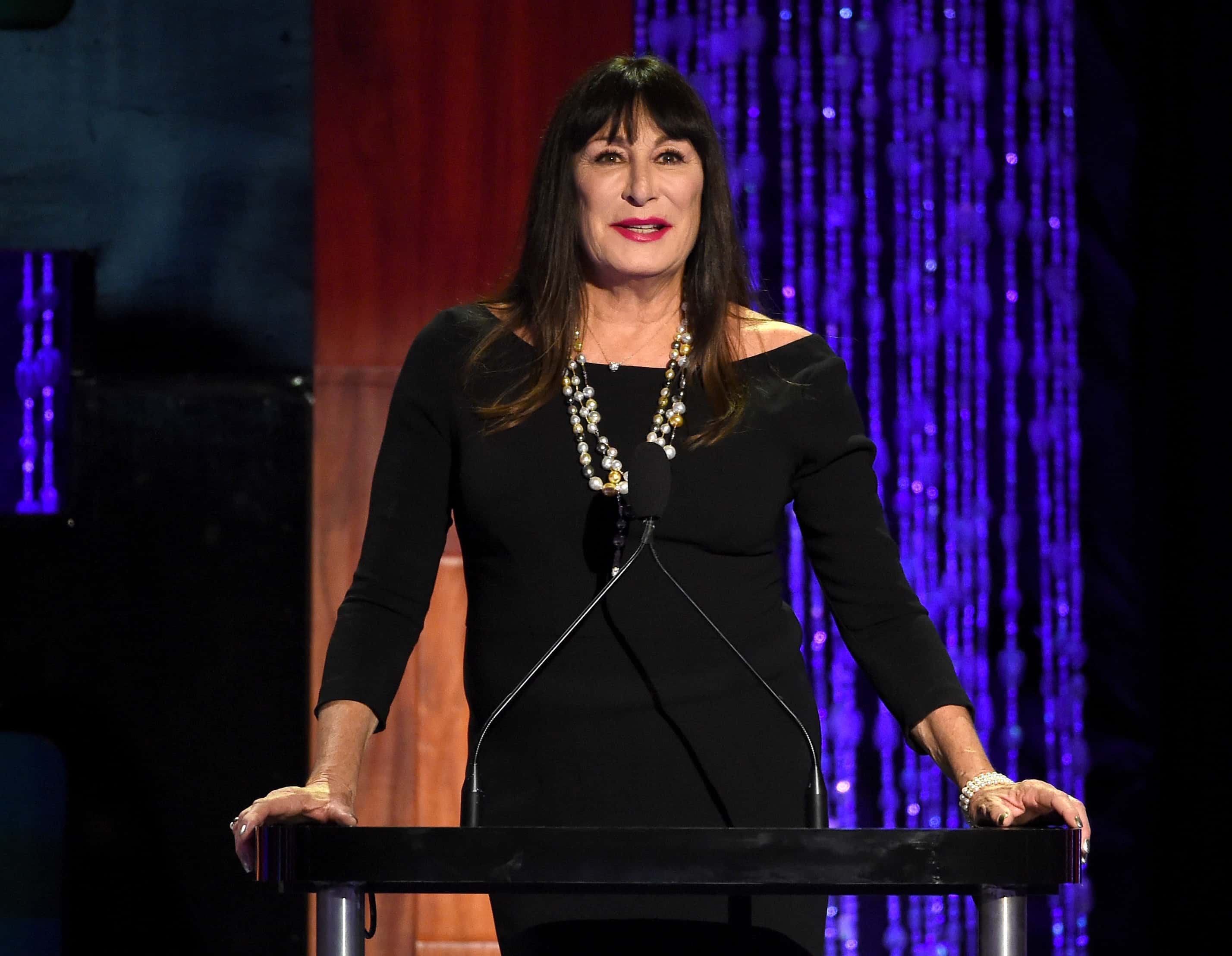 Anjelica Huston Facts