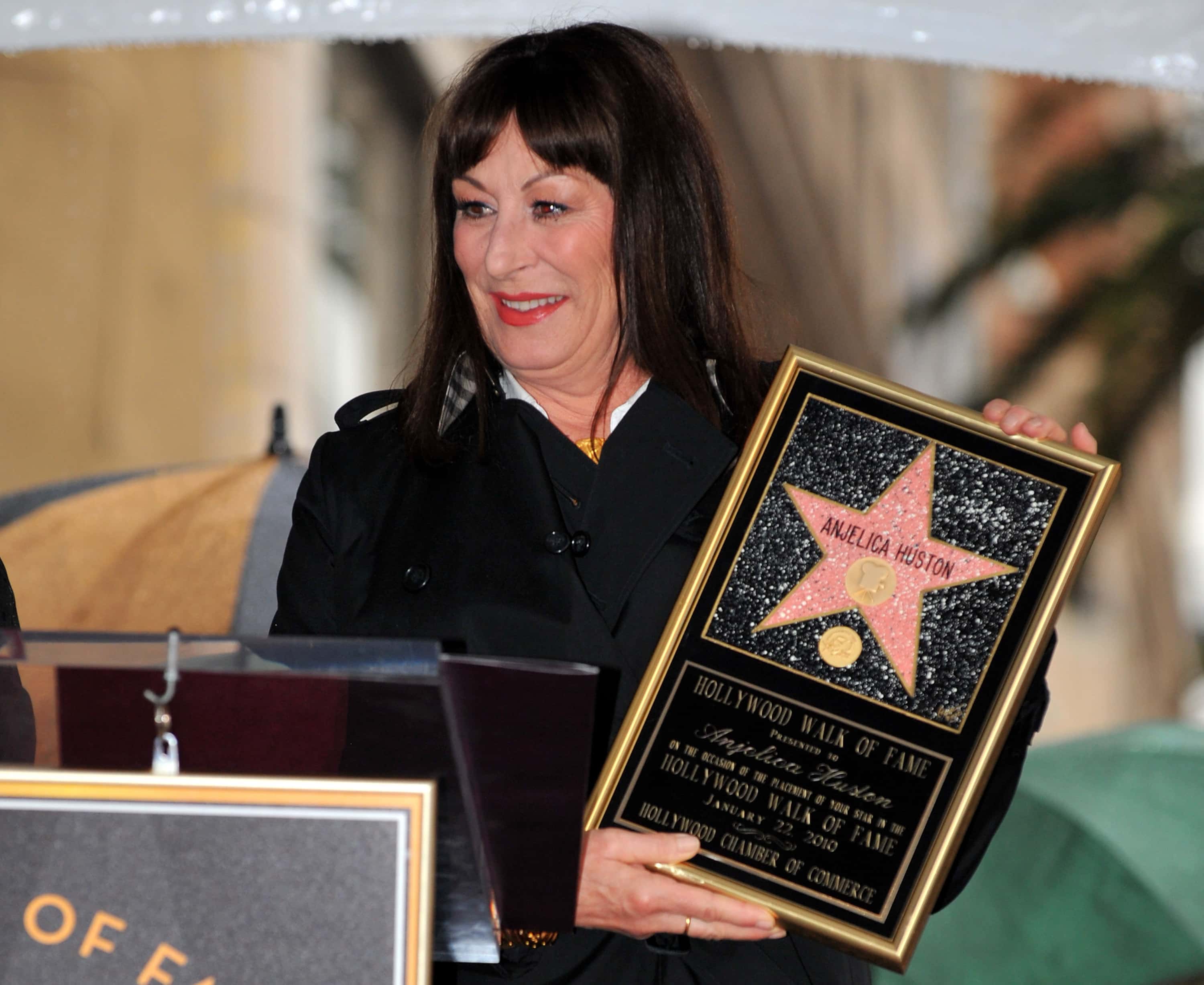 Anjelica Huston Facts