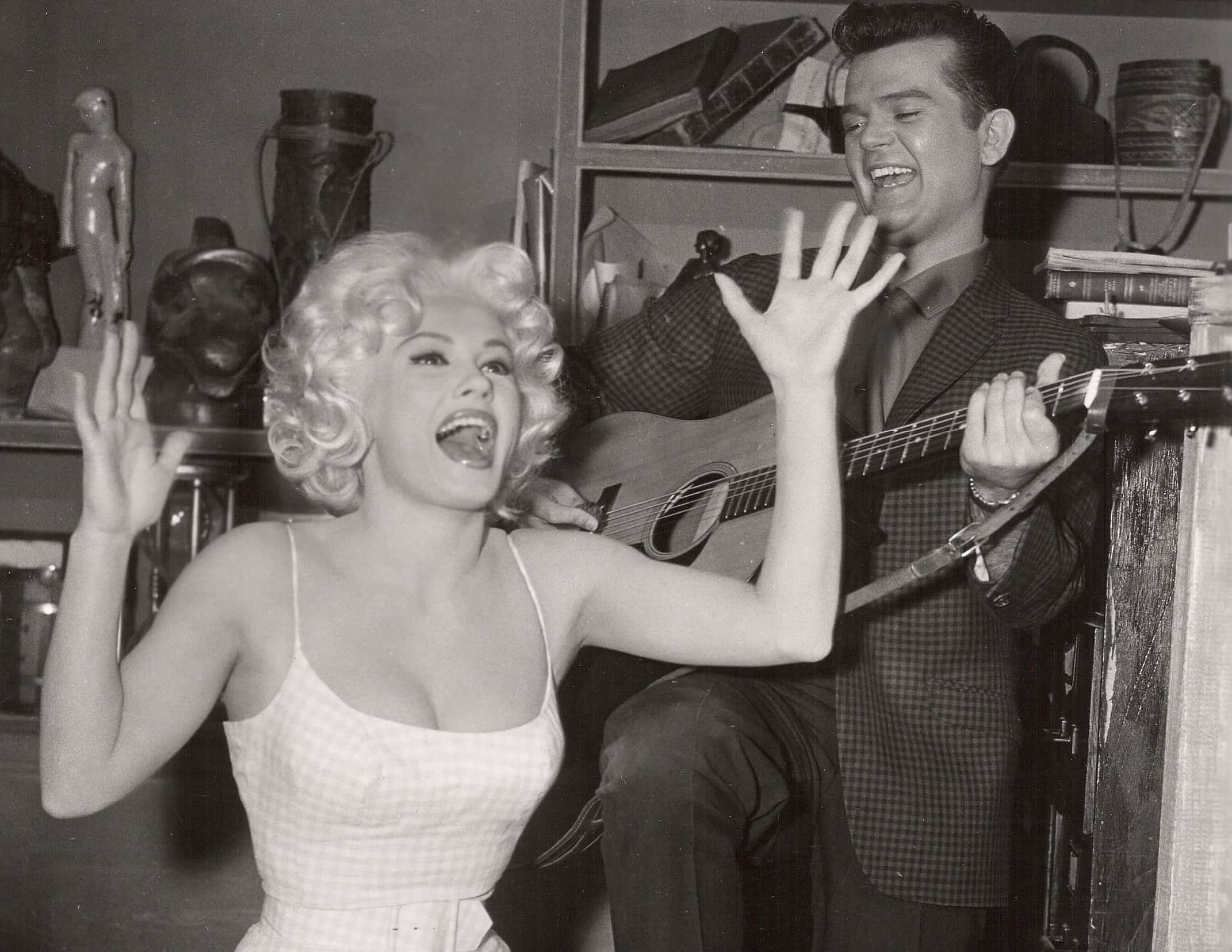 Mamie Van Doren facts