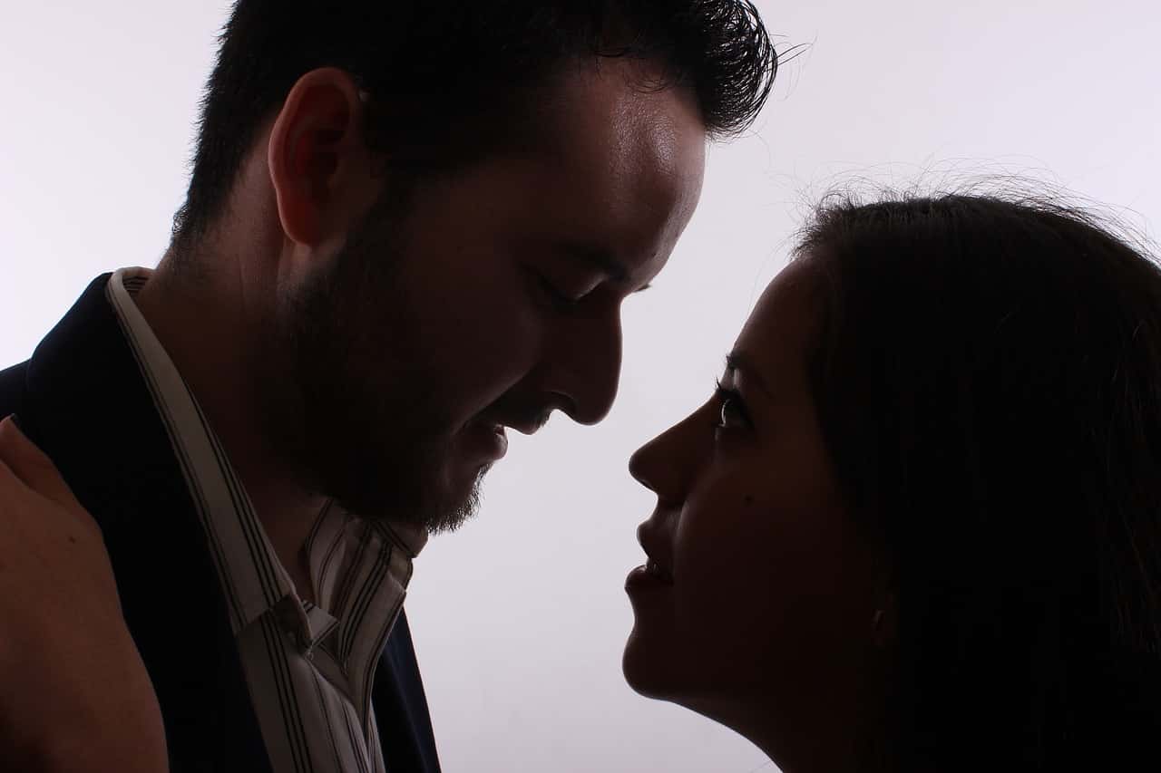 Awful First Dates Facts