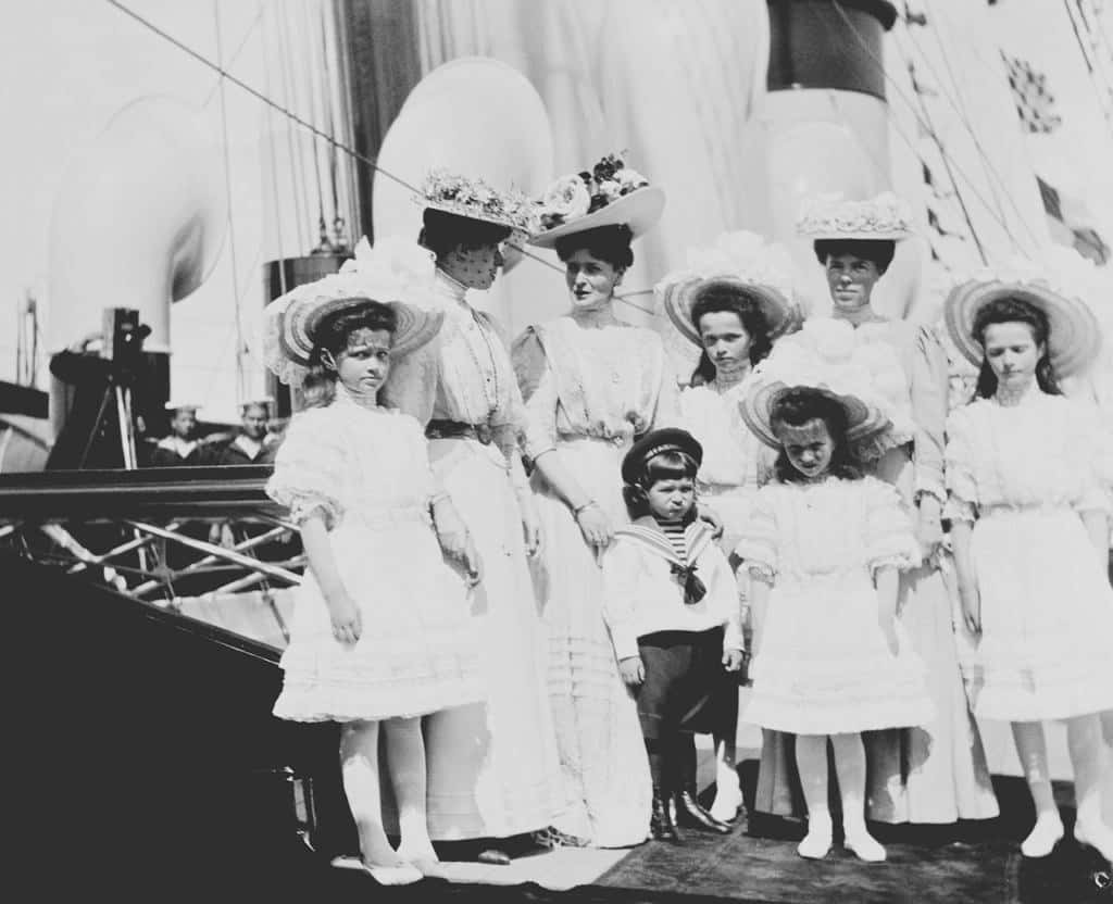 Empress Alexandra facts