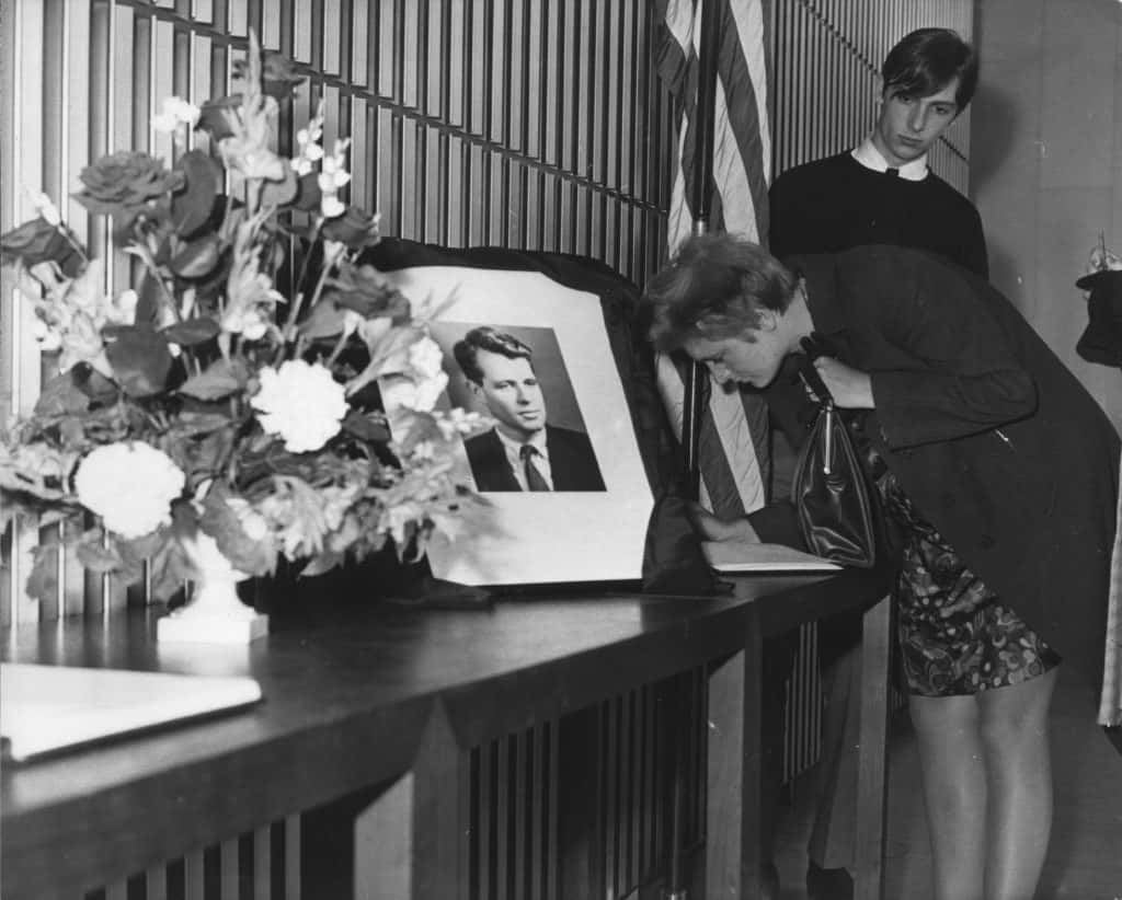 Rosemary Clooney Facts