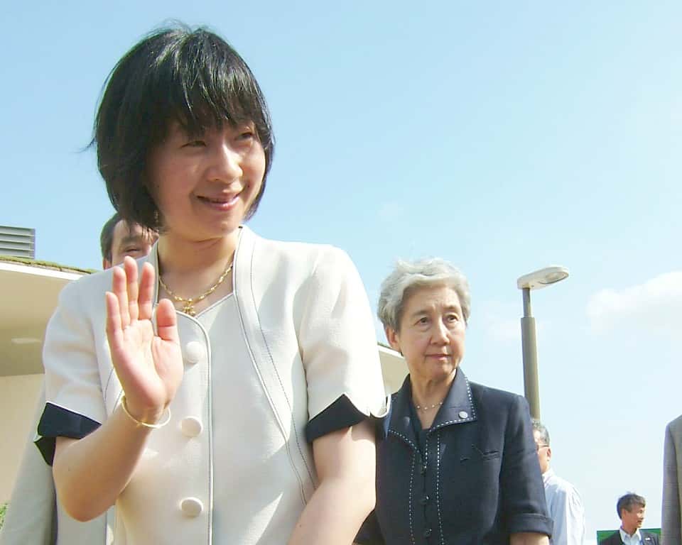 Dramatic Weddings Facts