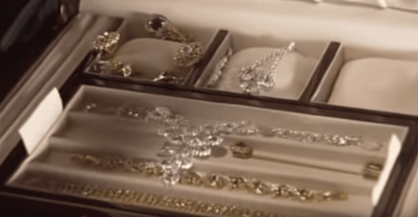 Sonya Goldenhand Facts