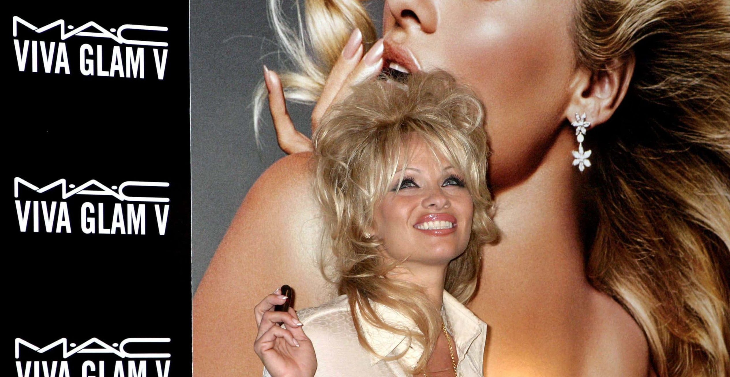 Pamela Anderson Facts