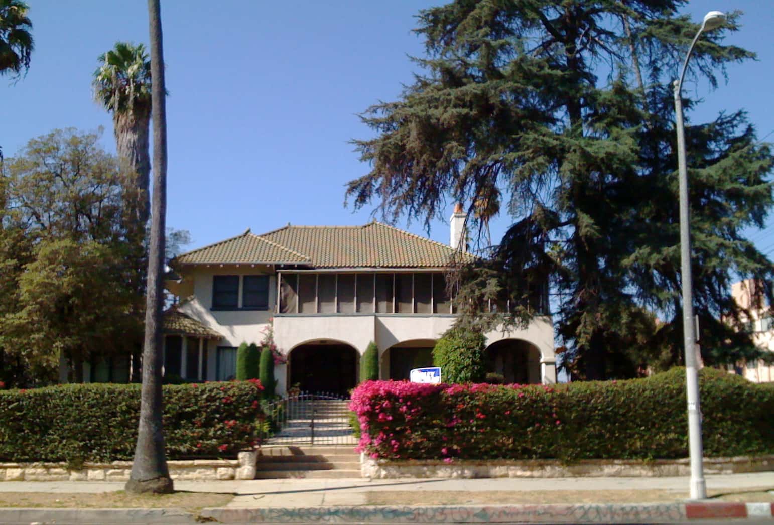 Hattie McDaniel Facts