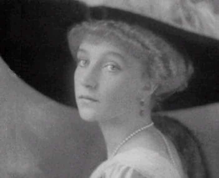 Elisabeth Marie Facts