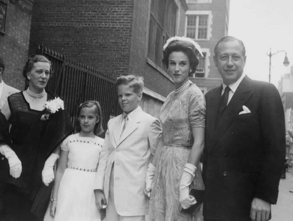 Gloria Guinness Facts