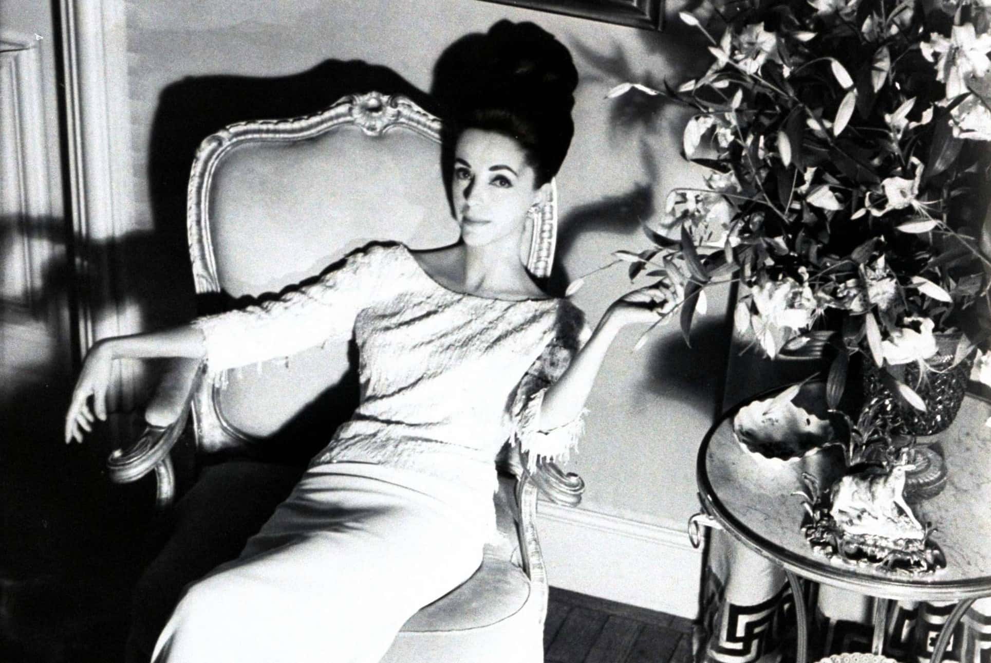 Gloria Guinness Facts