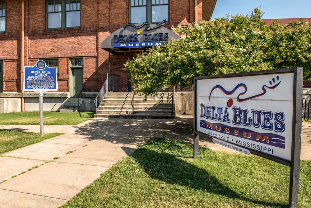 Robert Johnson Facts