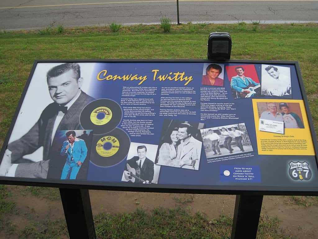 Secret Lives Of Show Biz Legends facts