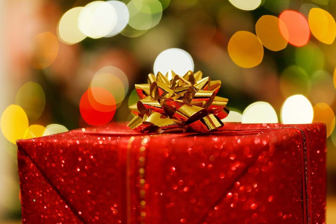 Passive-Aggressive Christmas Gift Stories facts