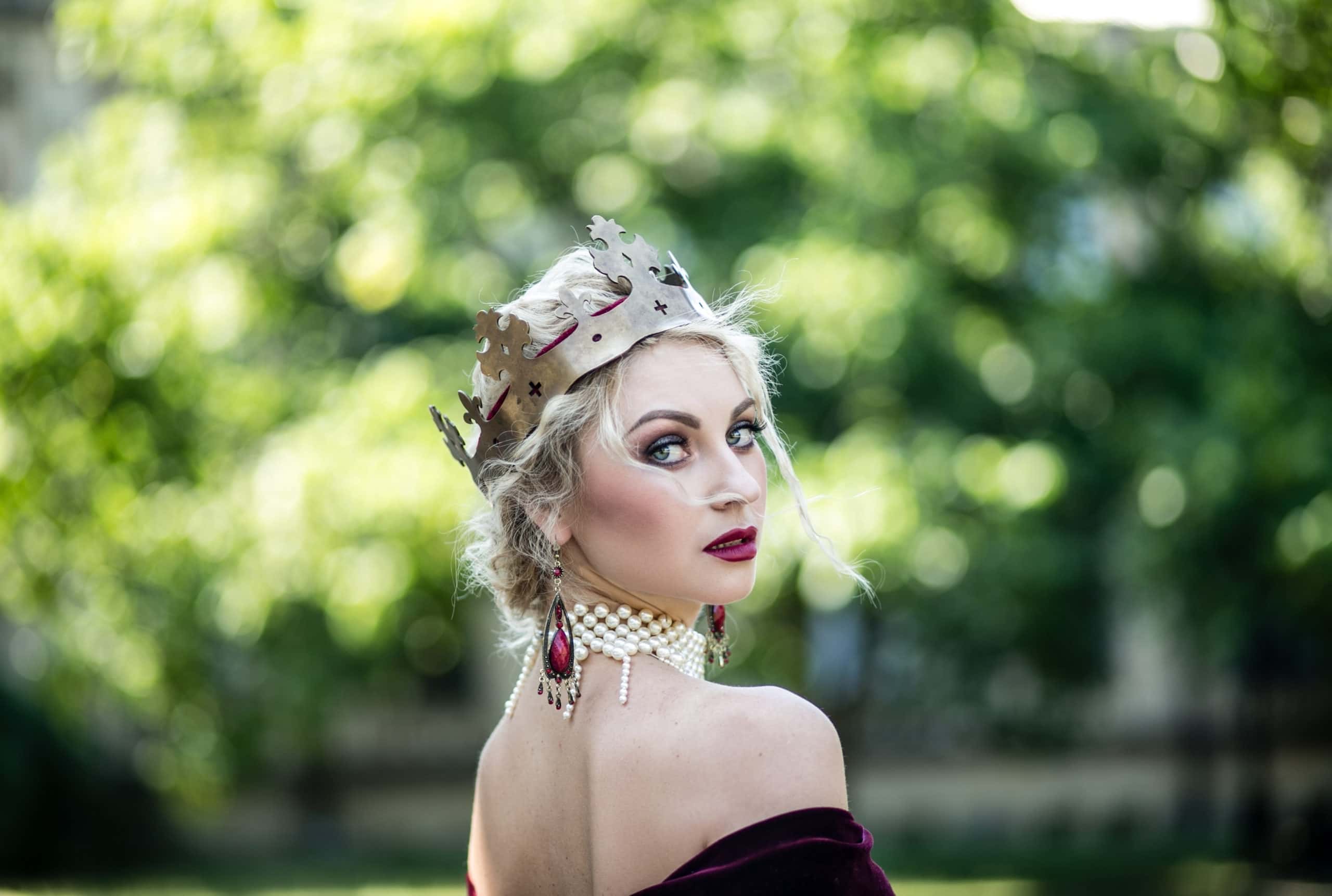 Queen Joanna Of Naples facts 