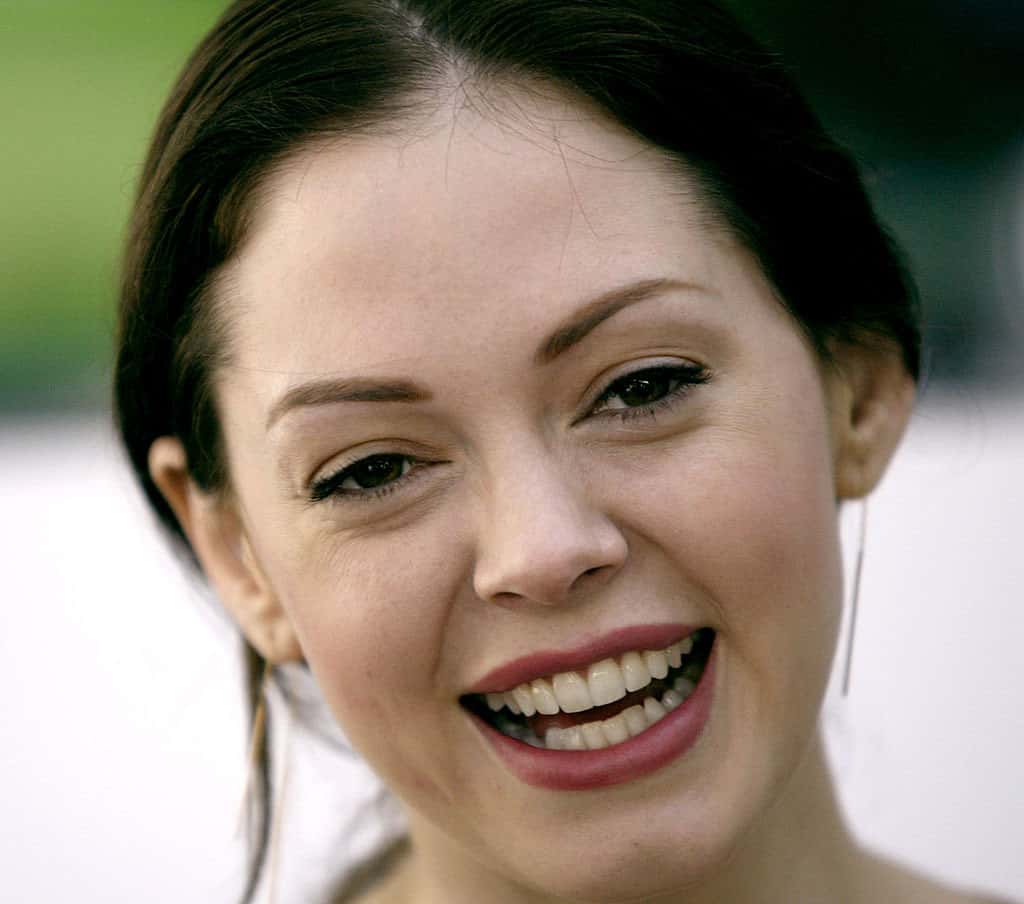 Rose McGowan Facts
