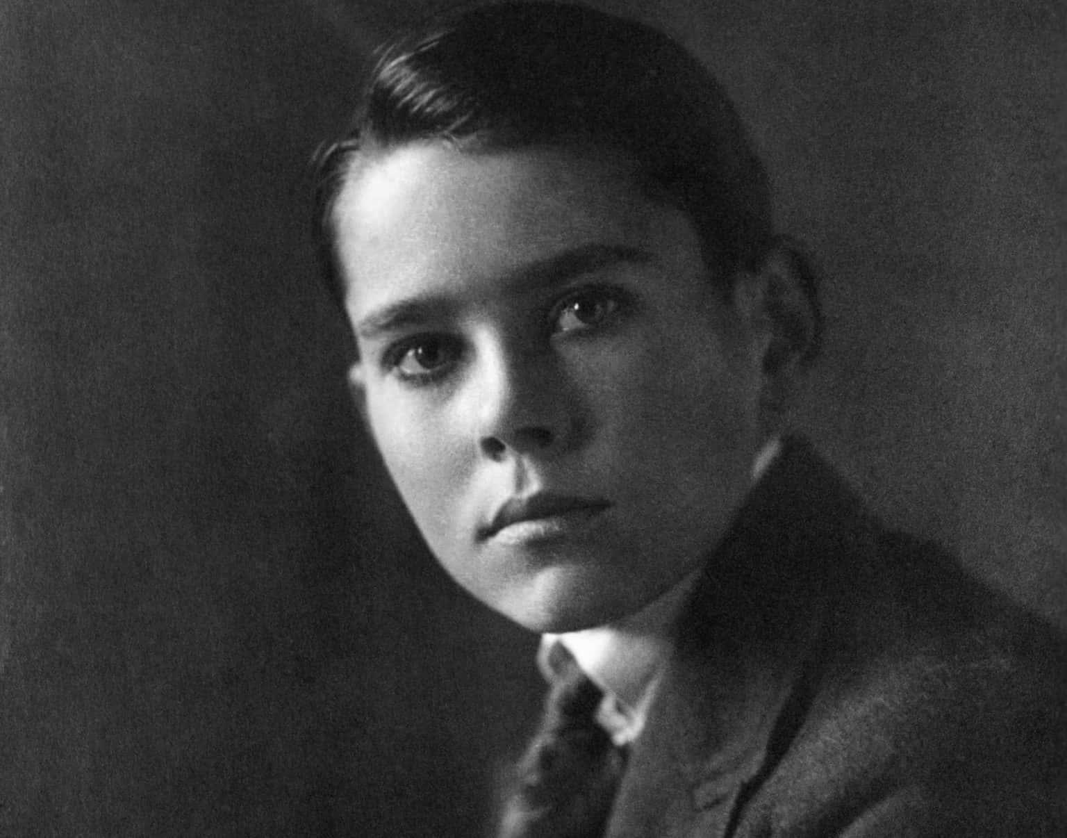 Henry Fonda’s Dark Life Was Hollywood’s Biggest Secret