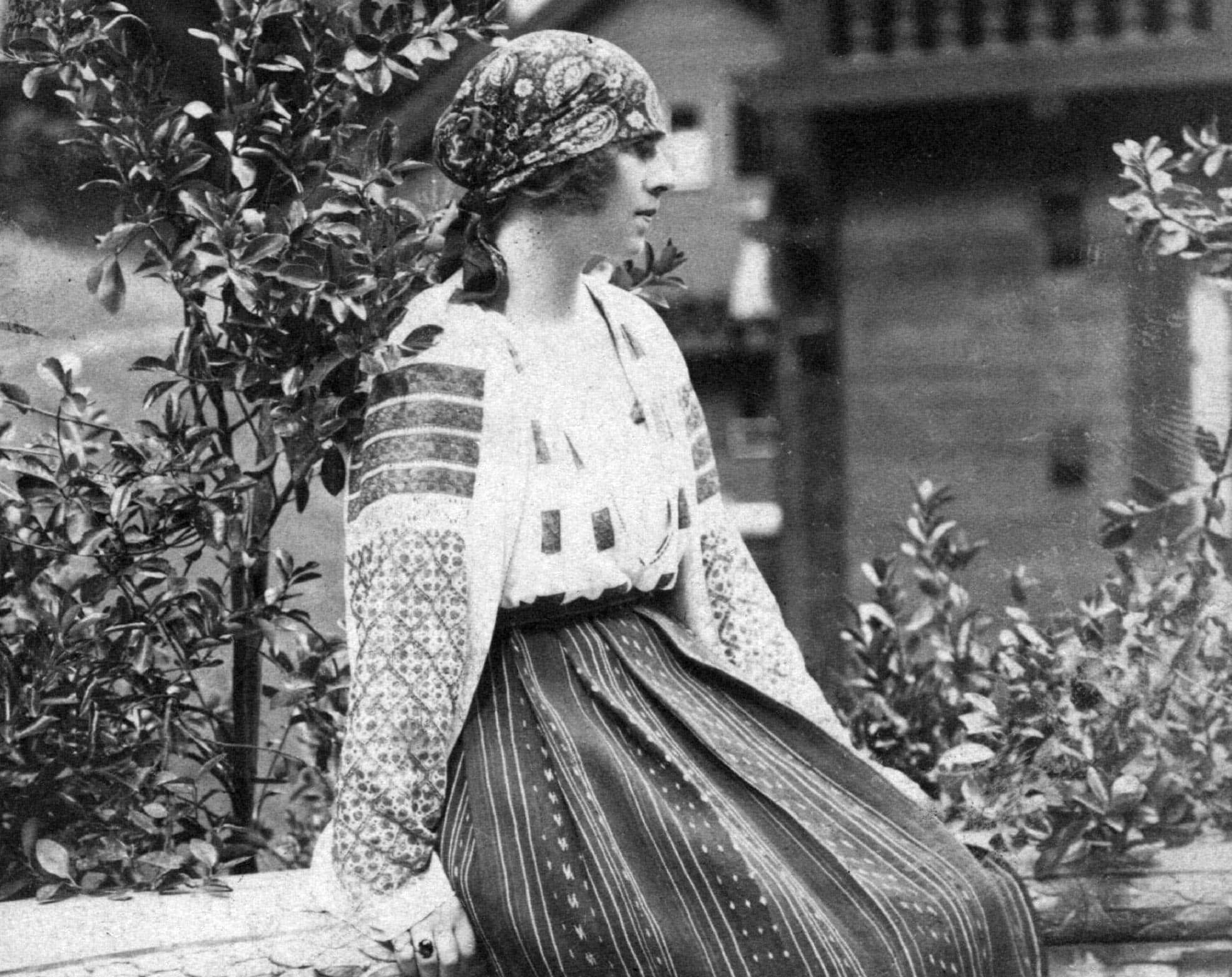 Helen of Greece and Denmark facts