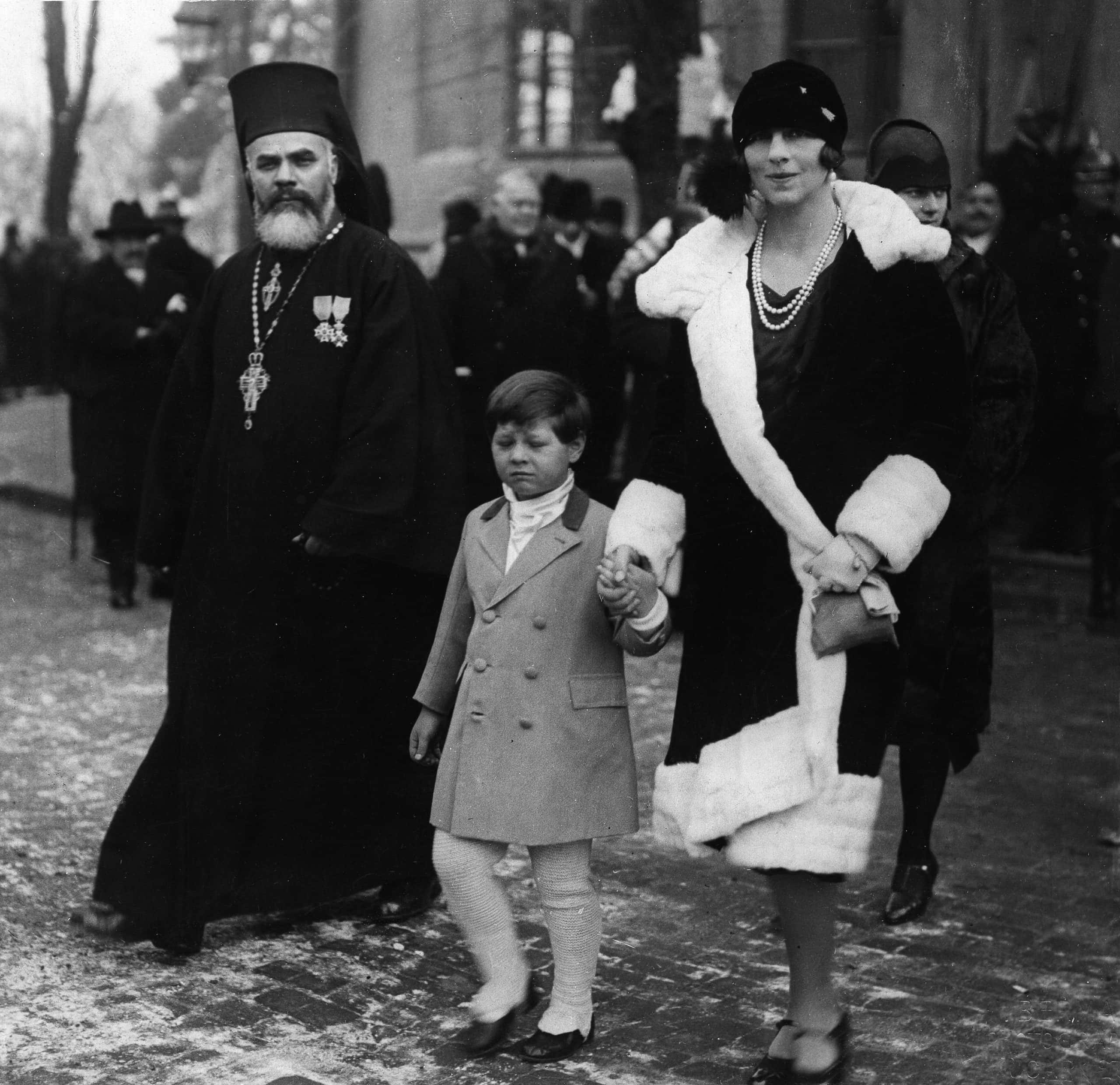 Helen of Greece and Denmark facts