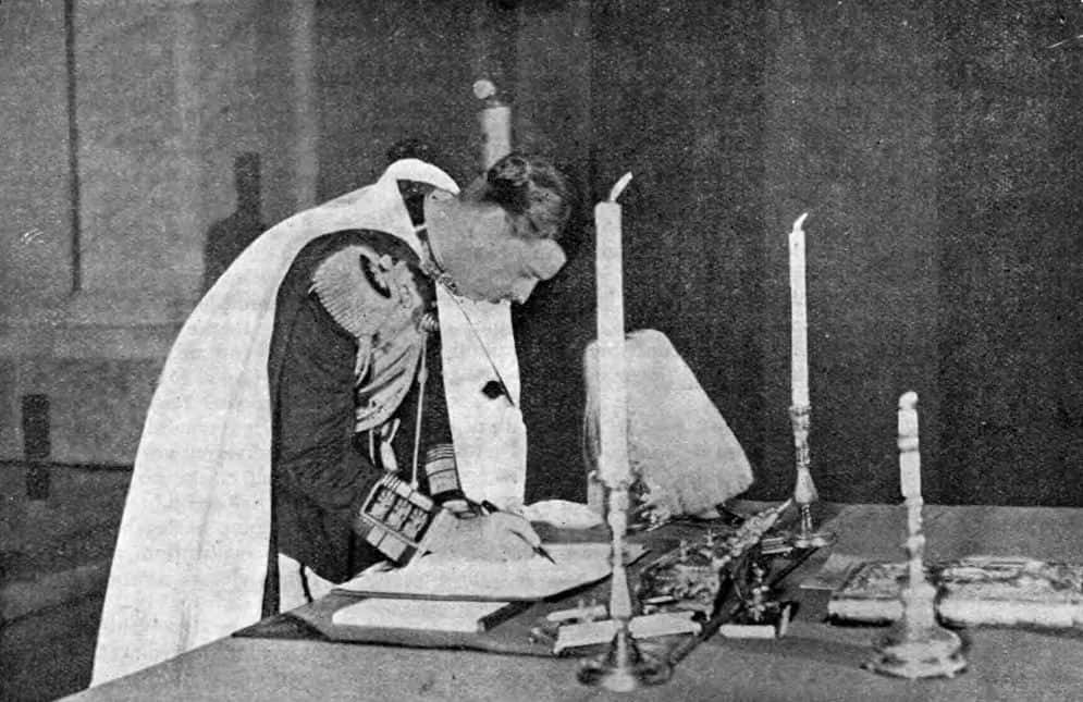 Helen of Greece and Denmark facts