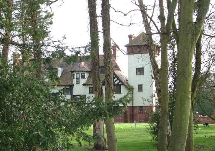 Gladys Spencer-Churchill facts