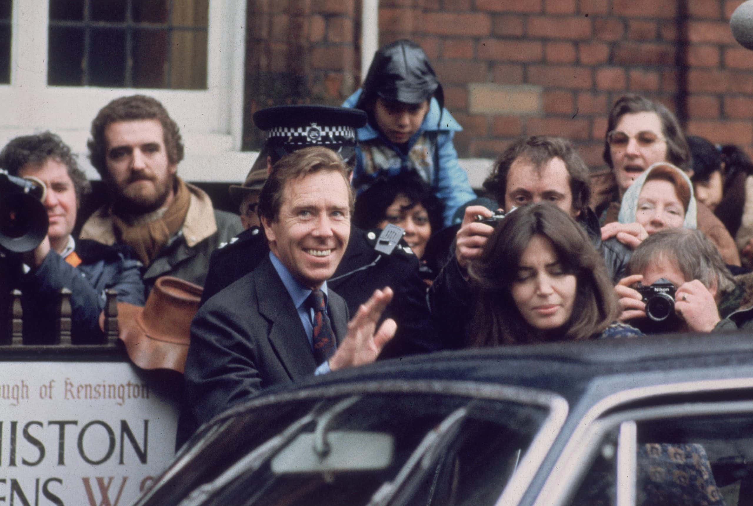 Antony Armstrong-Jones, The Earl Of Snowdon facts