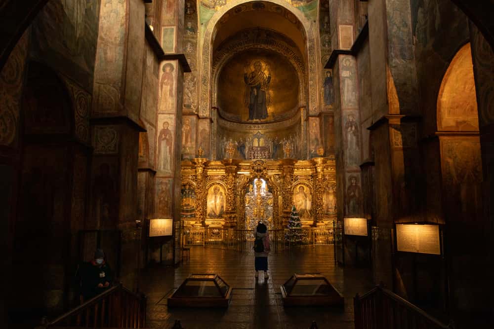 Into The Unknown: These Remote Job Experiences Were Absolutely Terrifying