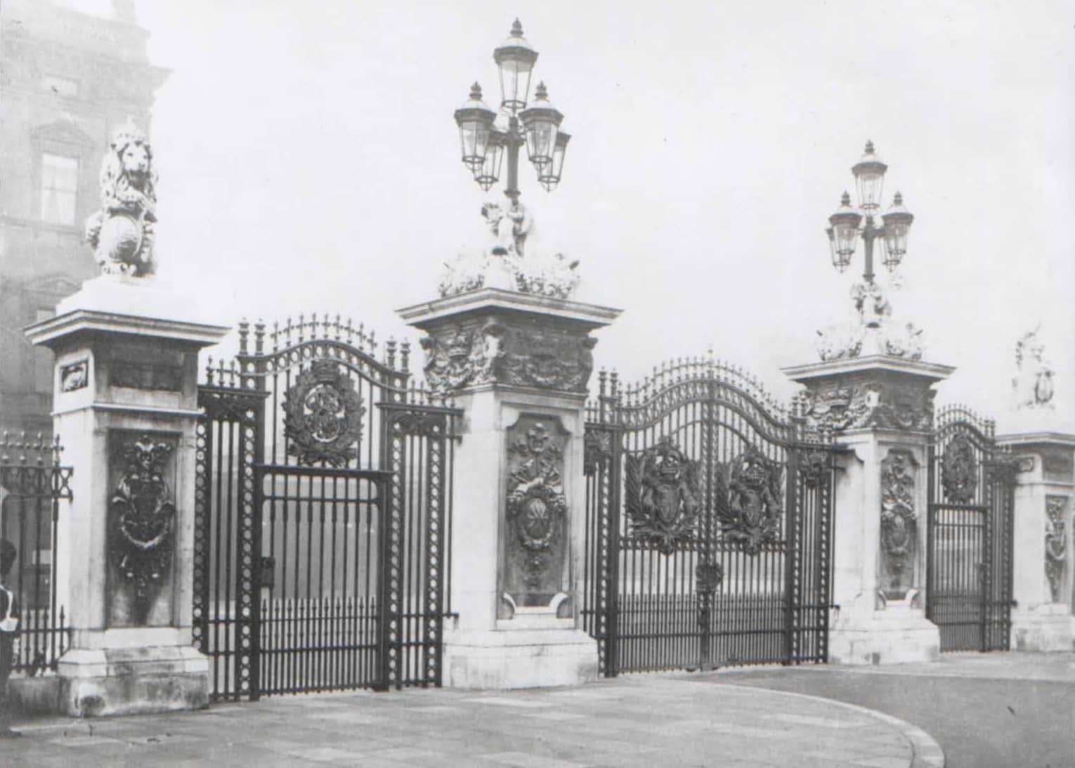 Buckingham Palace Facts