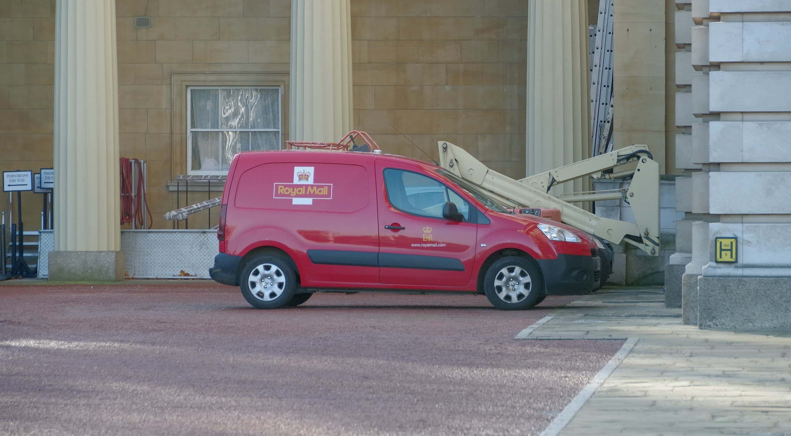 Buckingham Palace Facts