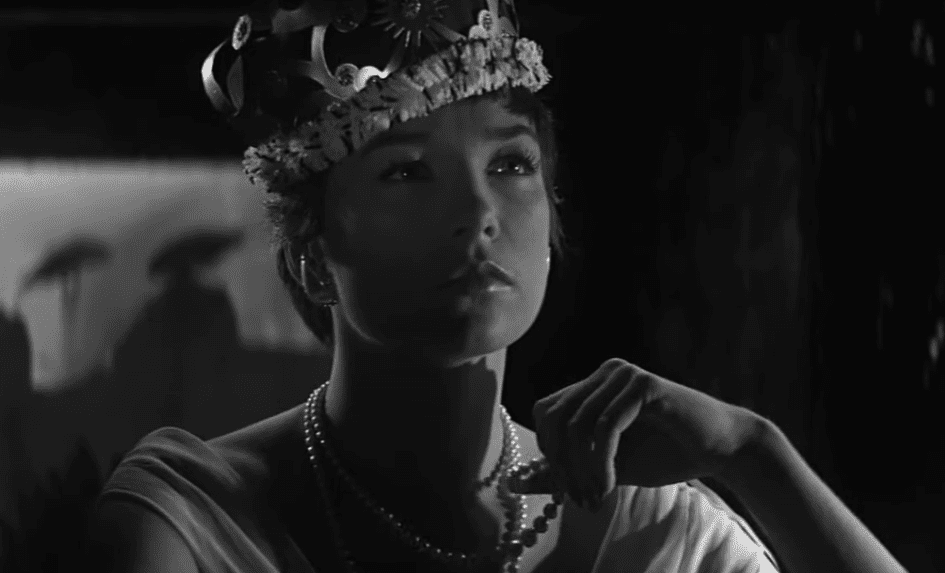 Shirley MacLaine Facts