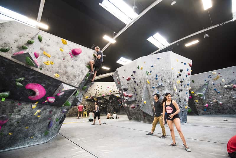 Dating Horror Stories facts