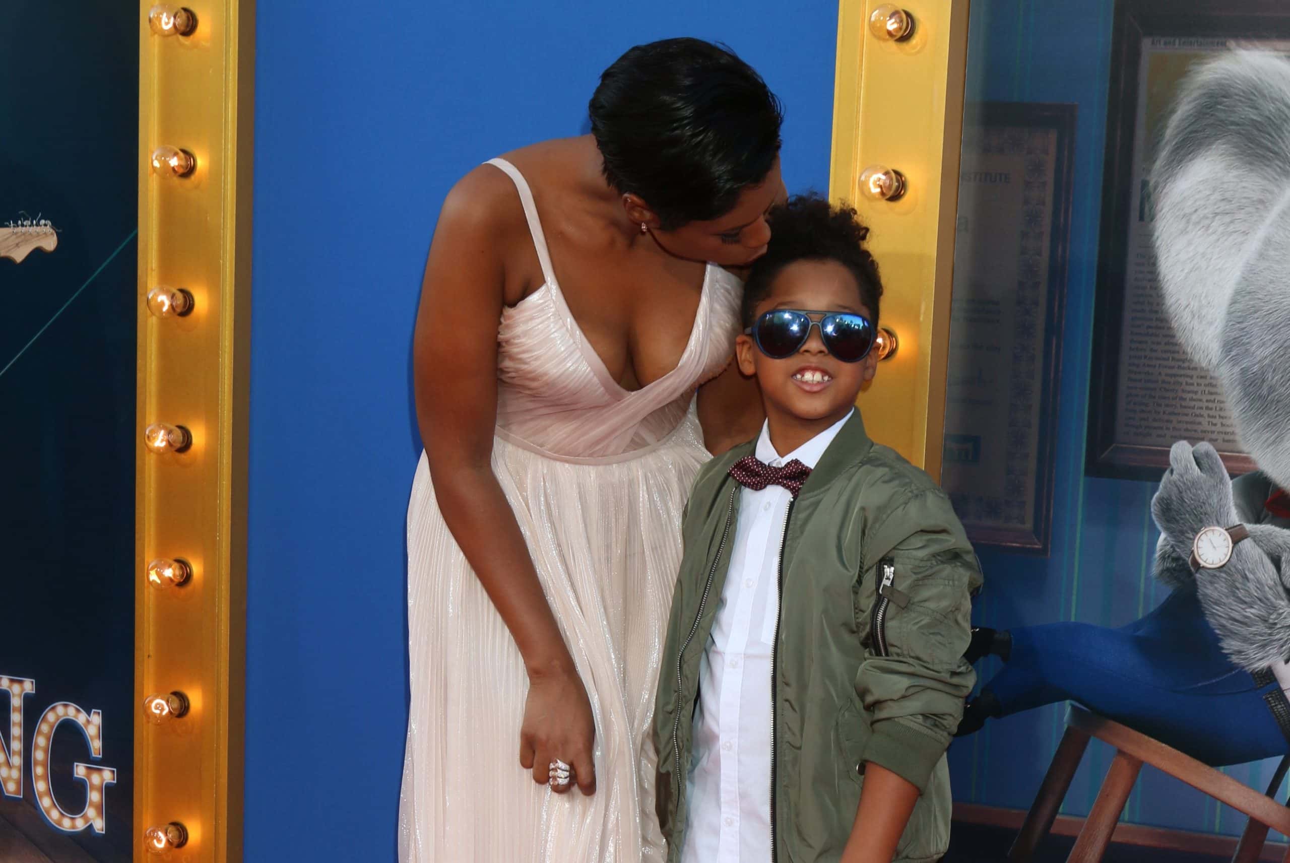 Jennifer Hudson, David Daniel Otunga Jr. at the 