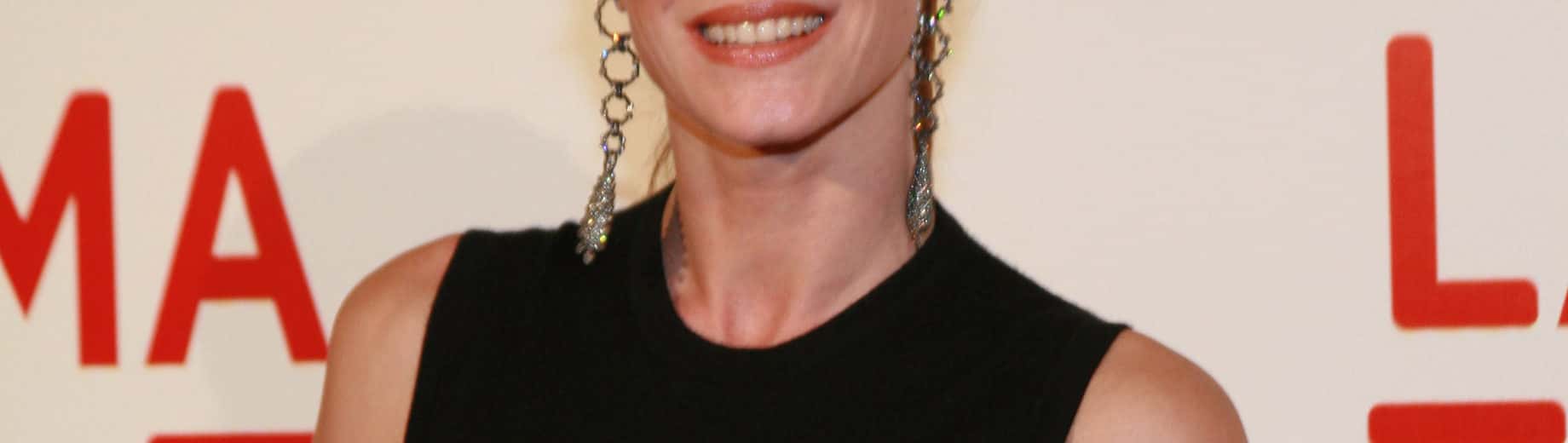 Alluring Facts About Stephanie Seymour, The Angel Of Fashion - Factinate