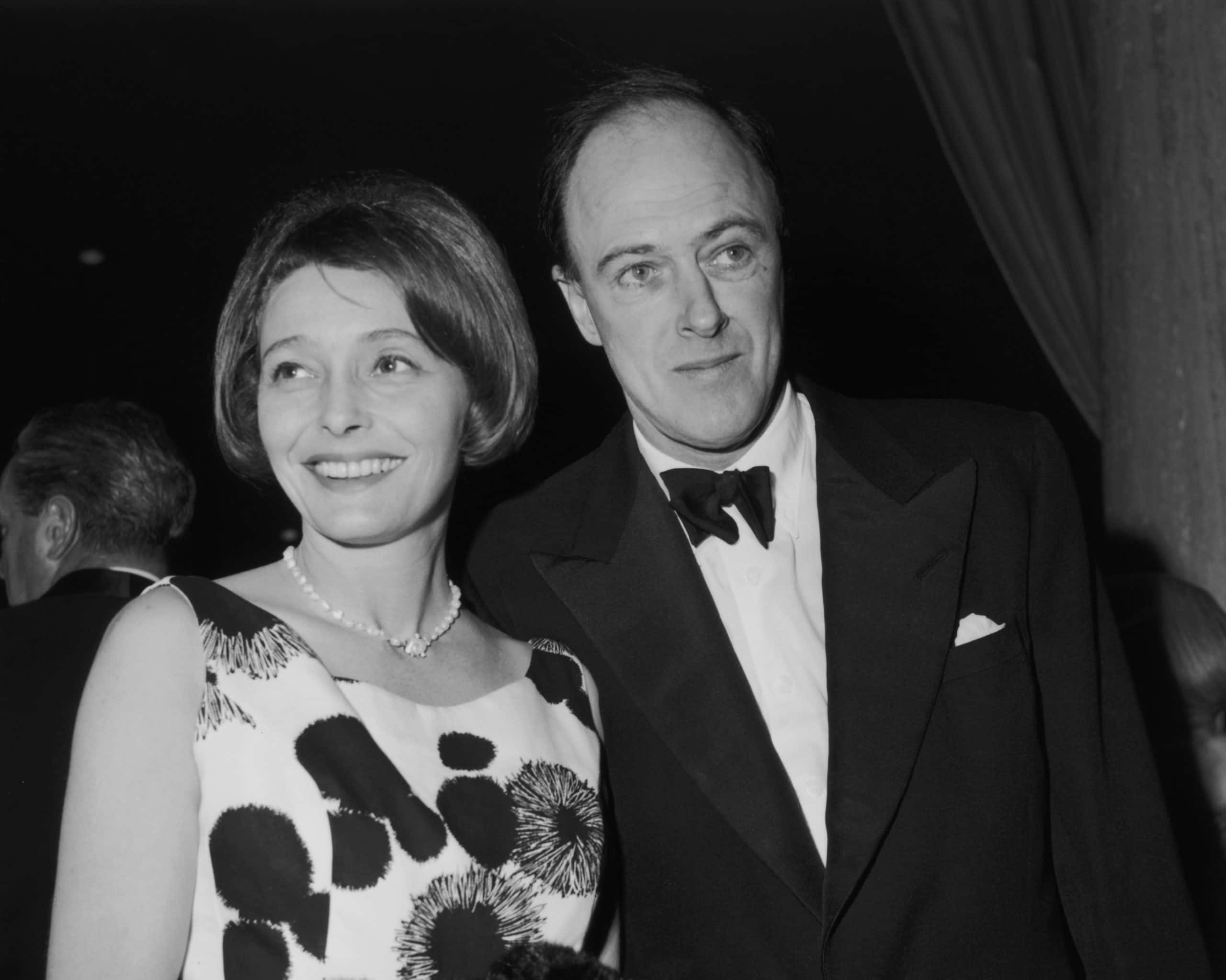  Patricia Neal with her husband, Welsh-born writer Roald Dahl 