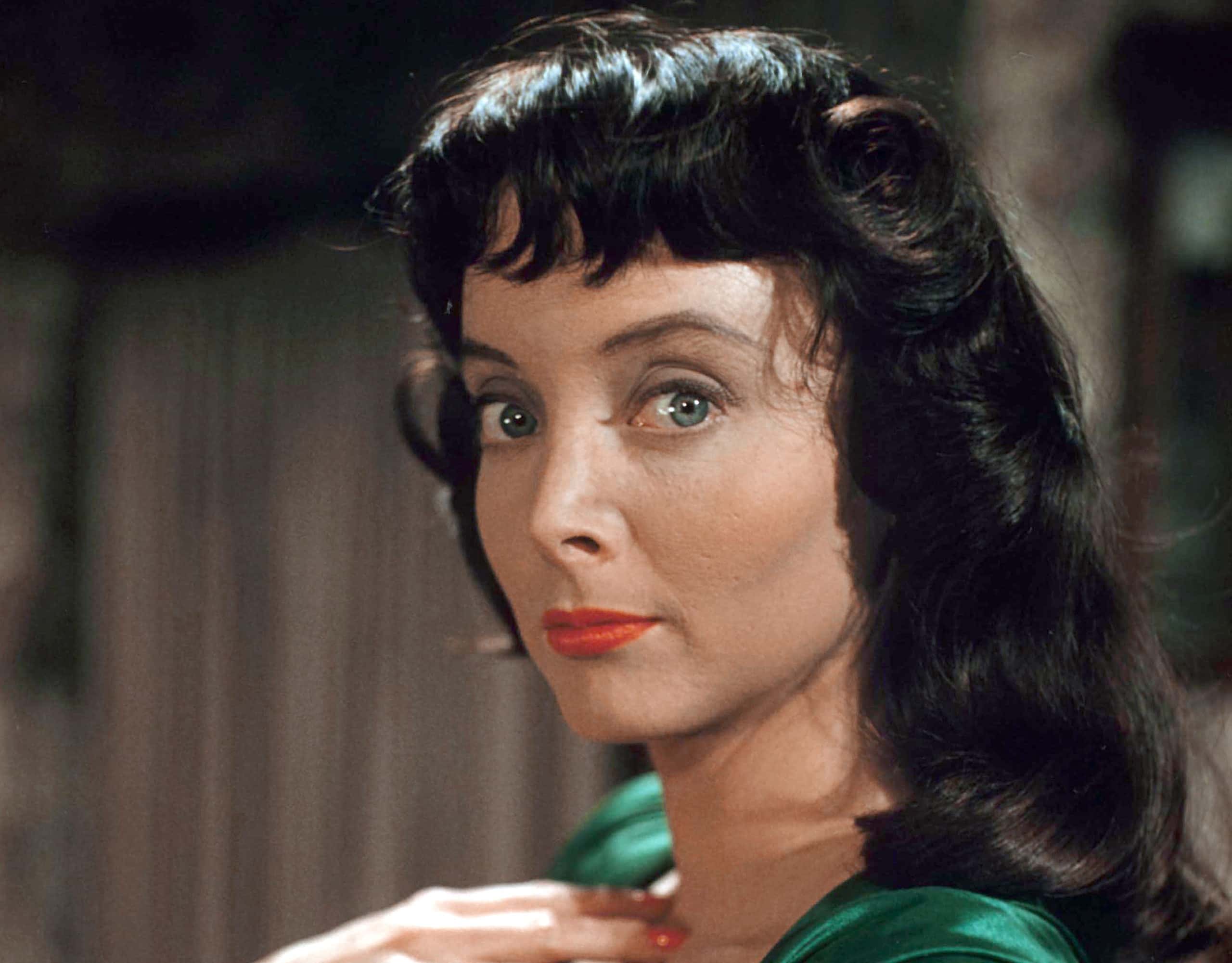 Carolyn Jones facts