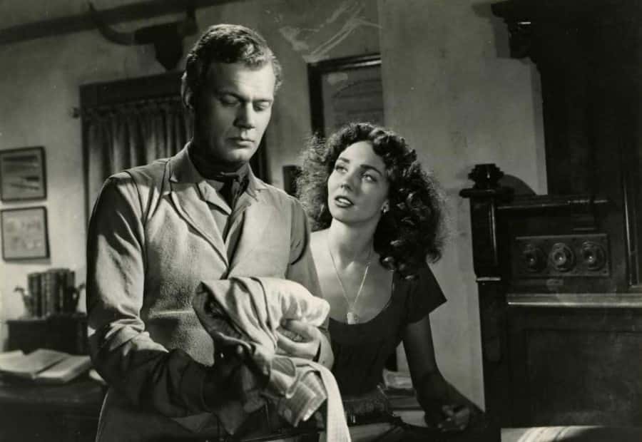 Jennifer Jones Facts