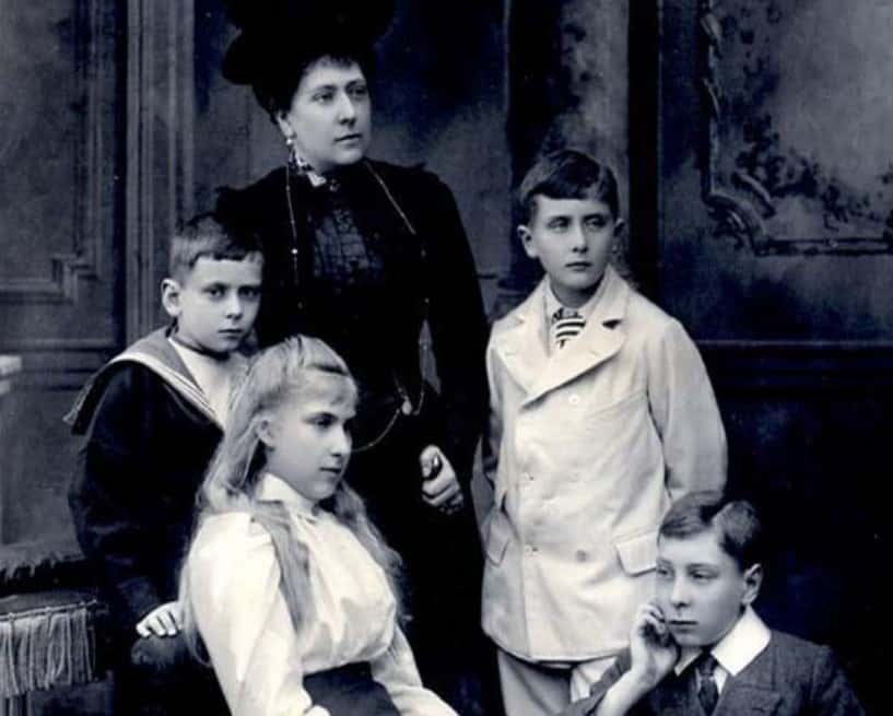 Princess Beatrice of the United Kingdom facts