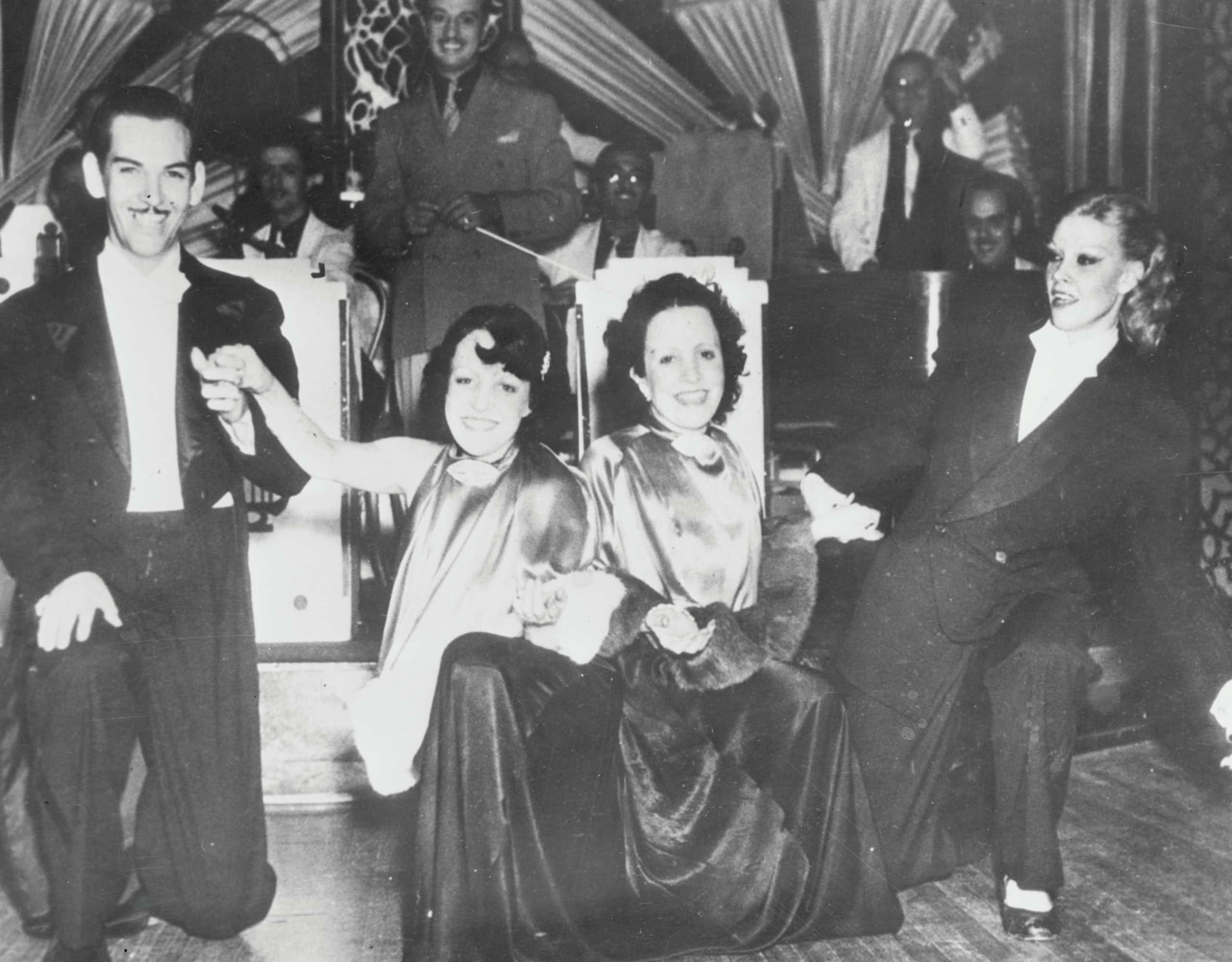 Daisy and Violet Hilton facts