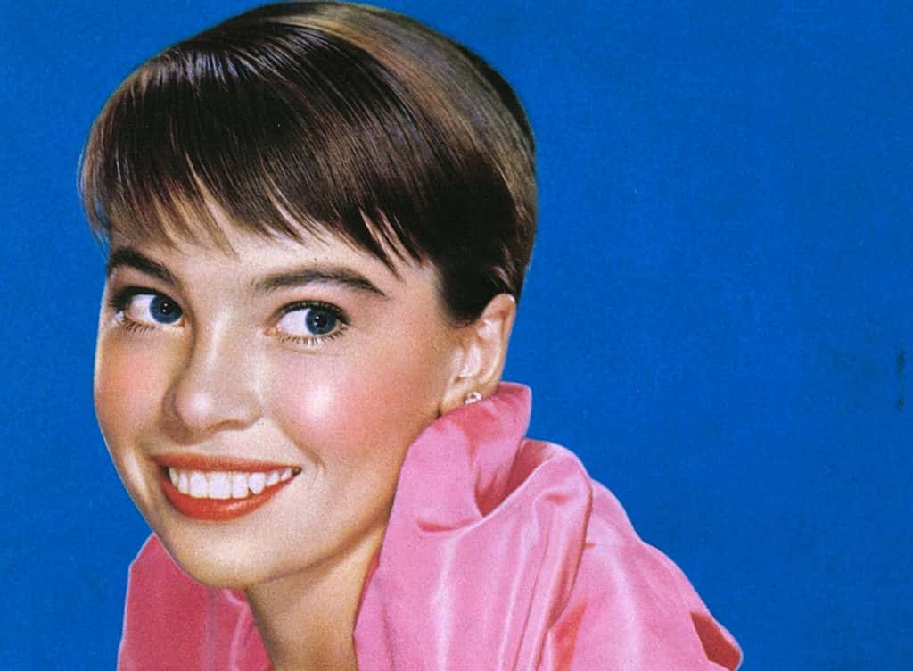 Dishy Facts About Leslie Caron, Hollywood’s Fancy-Footed Ingenue