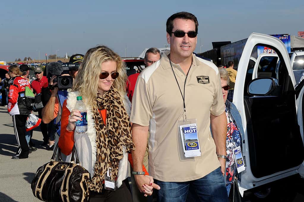 Celebrity Pandemic Breakups facts