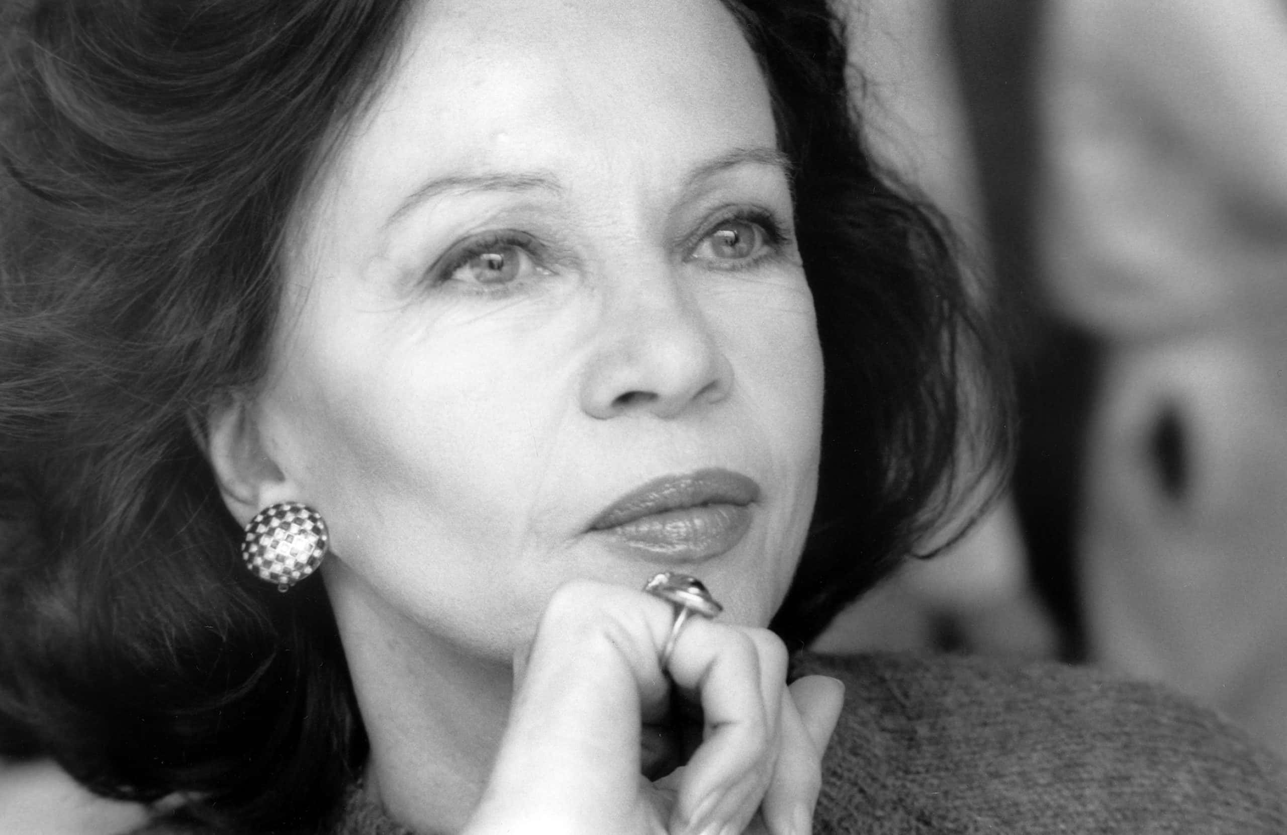 Leslie Caron facts
