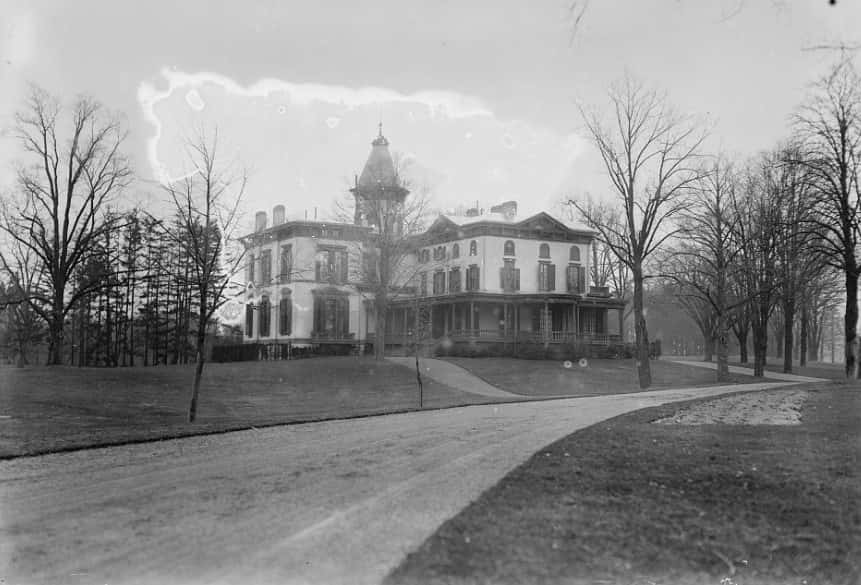 Caroline Astor Facts