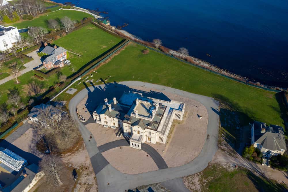 Caroline Astor Facts