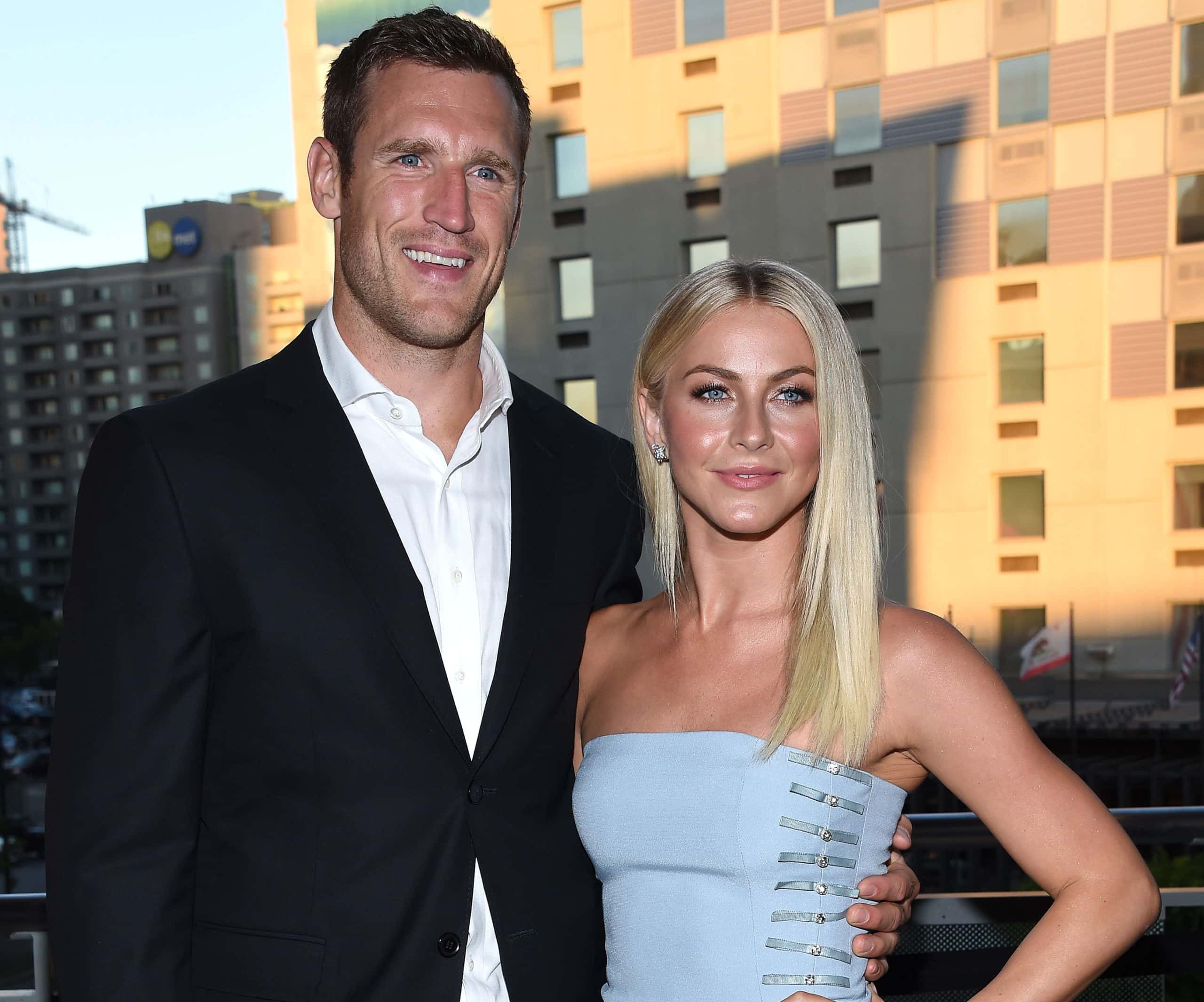 Celebrity Pandemic Breakups facts