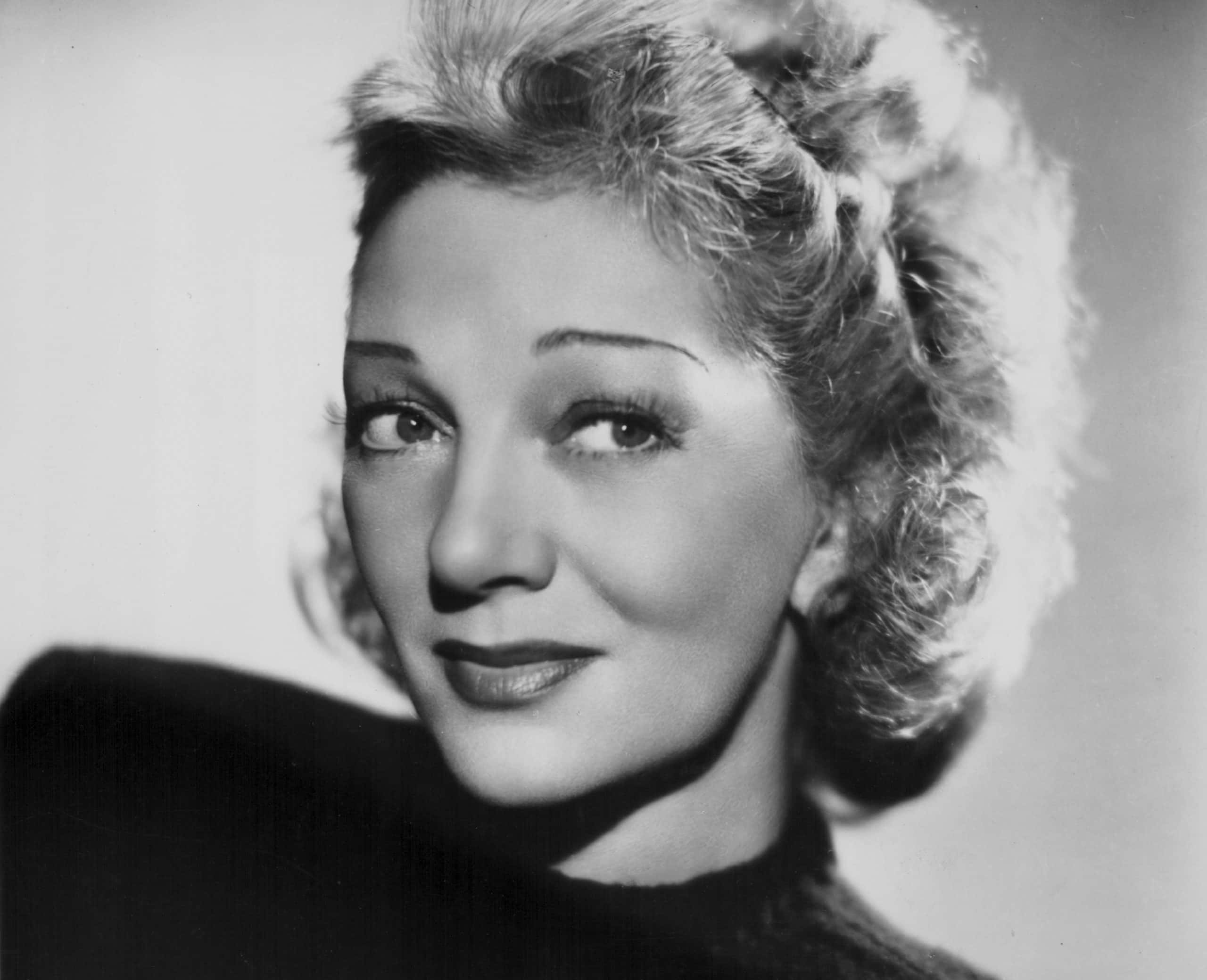 Gertrude Lawrence Facts